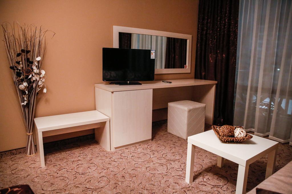 Einstein House & Spa Marchevo Habitación foto