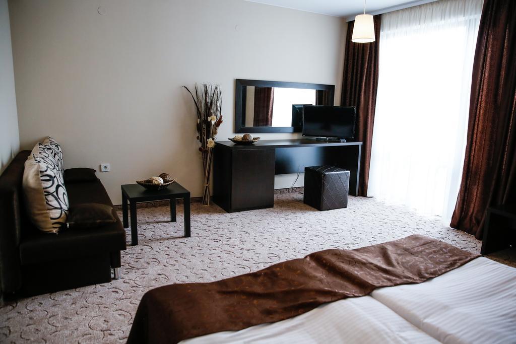 Einstein House & Spa Marchevo Habitación foto